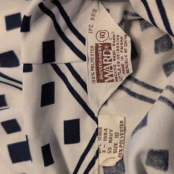 VTG 70s Montgomery Ward Blue and White Geometric Print Tie Neck Blouse Size 10 - Picture 7 of 7